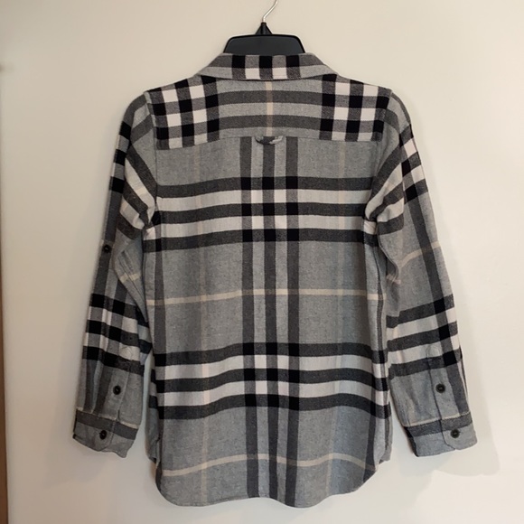 Burberry shirt - Picture 8 of 8